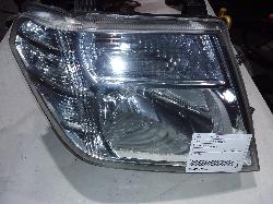 View Auto part Right Headlamp Nissan Navara 2006