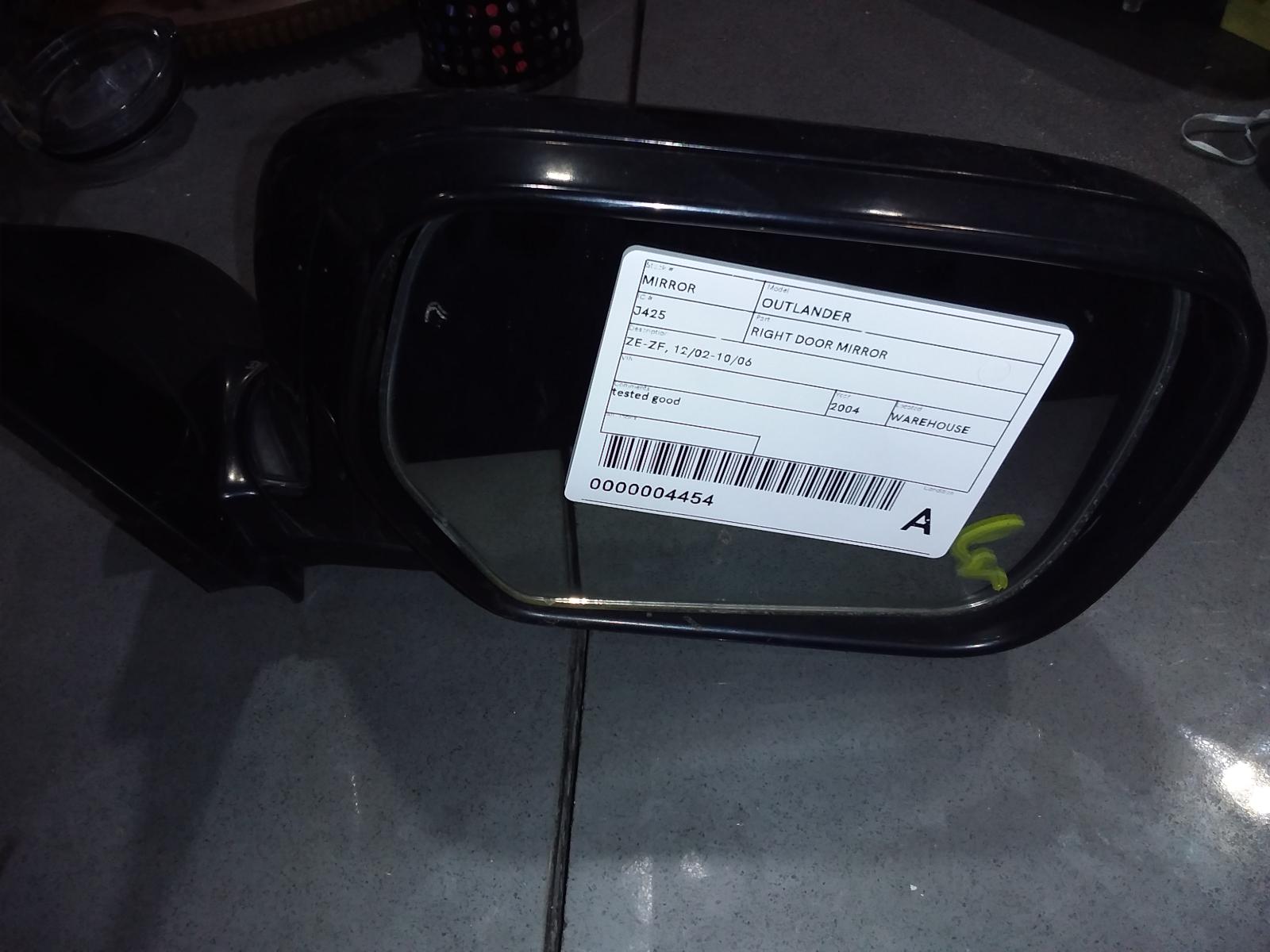 View Auto part Right Door Mirror Mitsubishi Outlander 2004