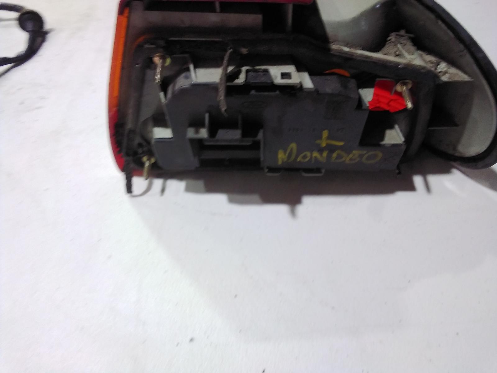View Auto part Left Taillight Ford Mondeo 1995