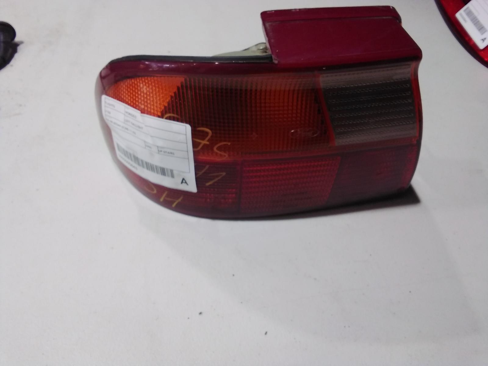 View Auto part Left Taillight Ford Mondeo 1995