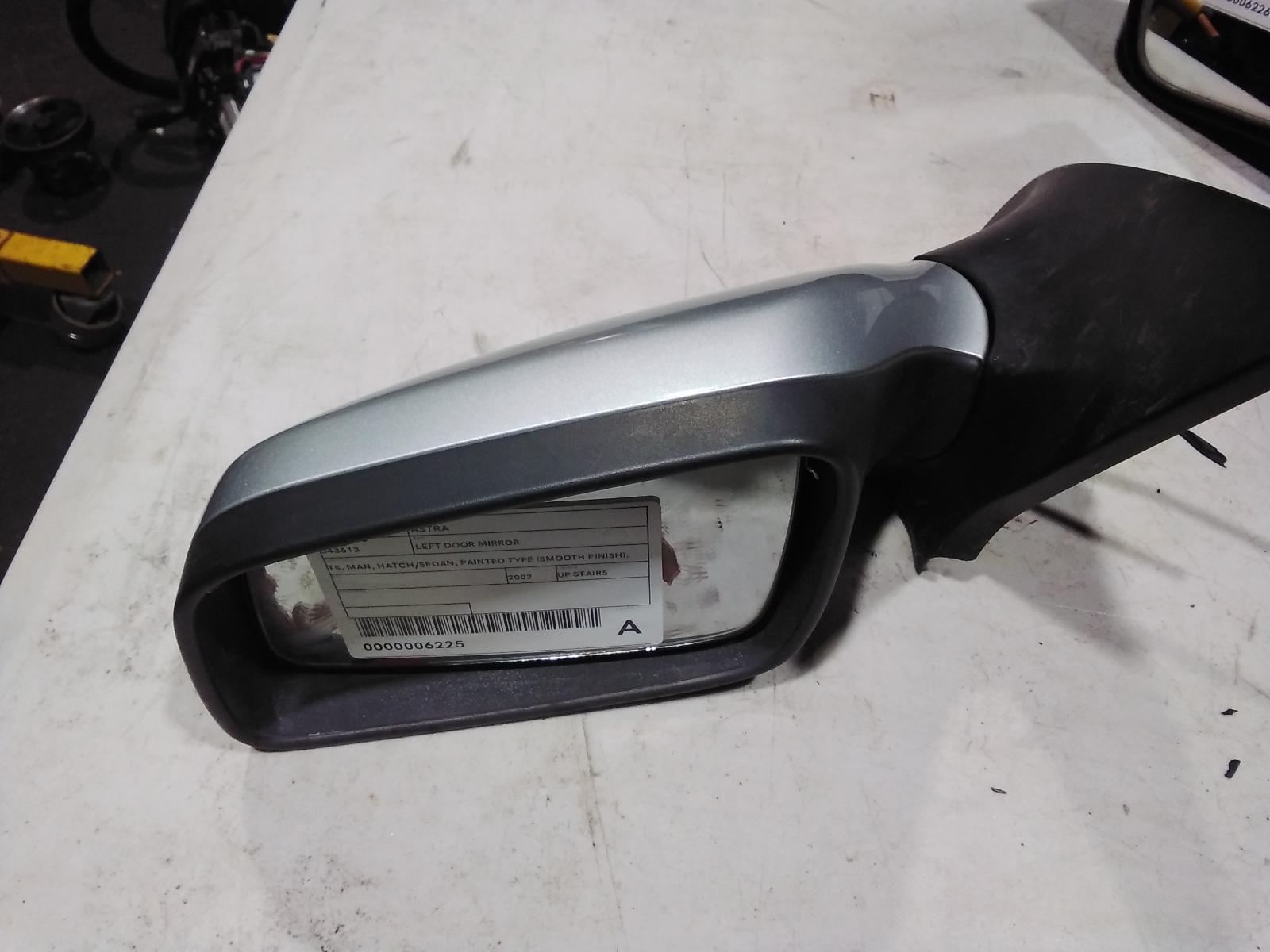 View Auto part Left Door Mirror Holden Astra 2002