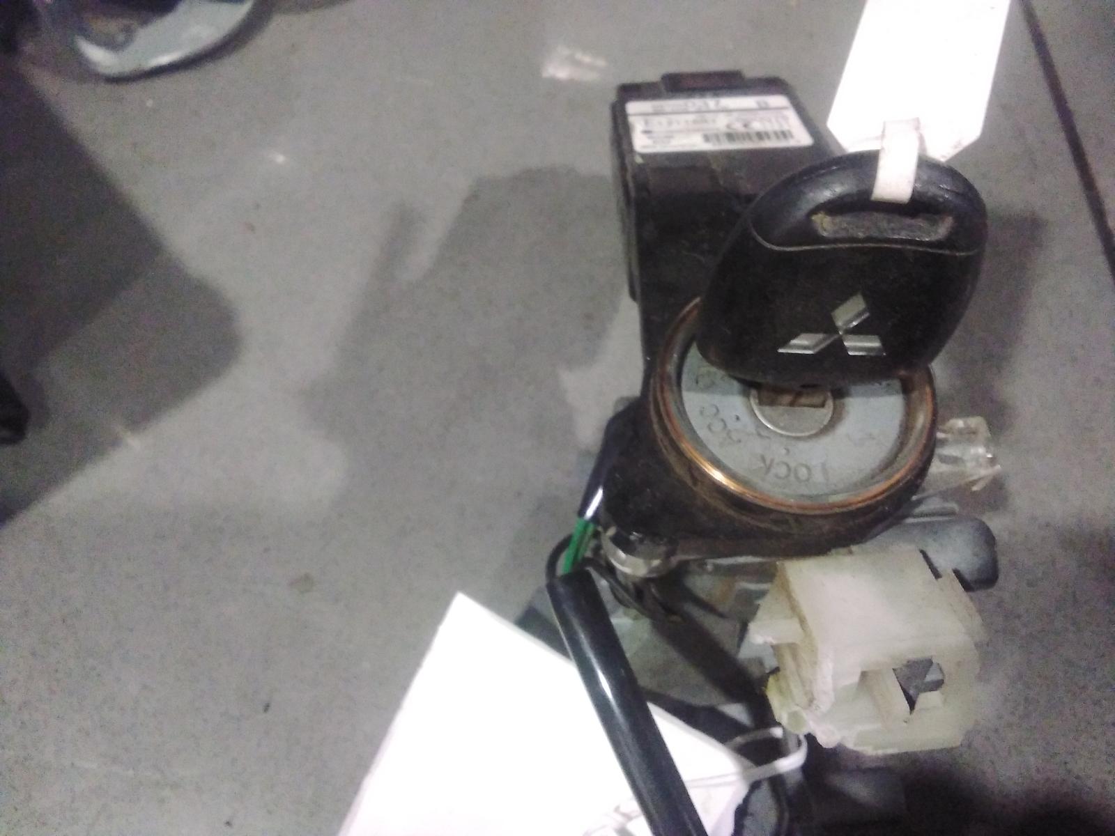 View Auto part Ignition W/ Key Mitsubishi Lancer 2008