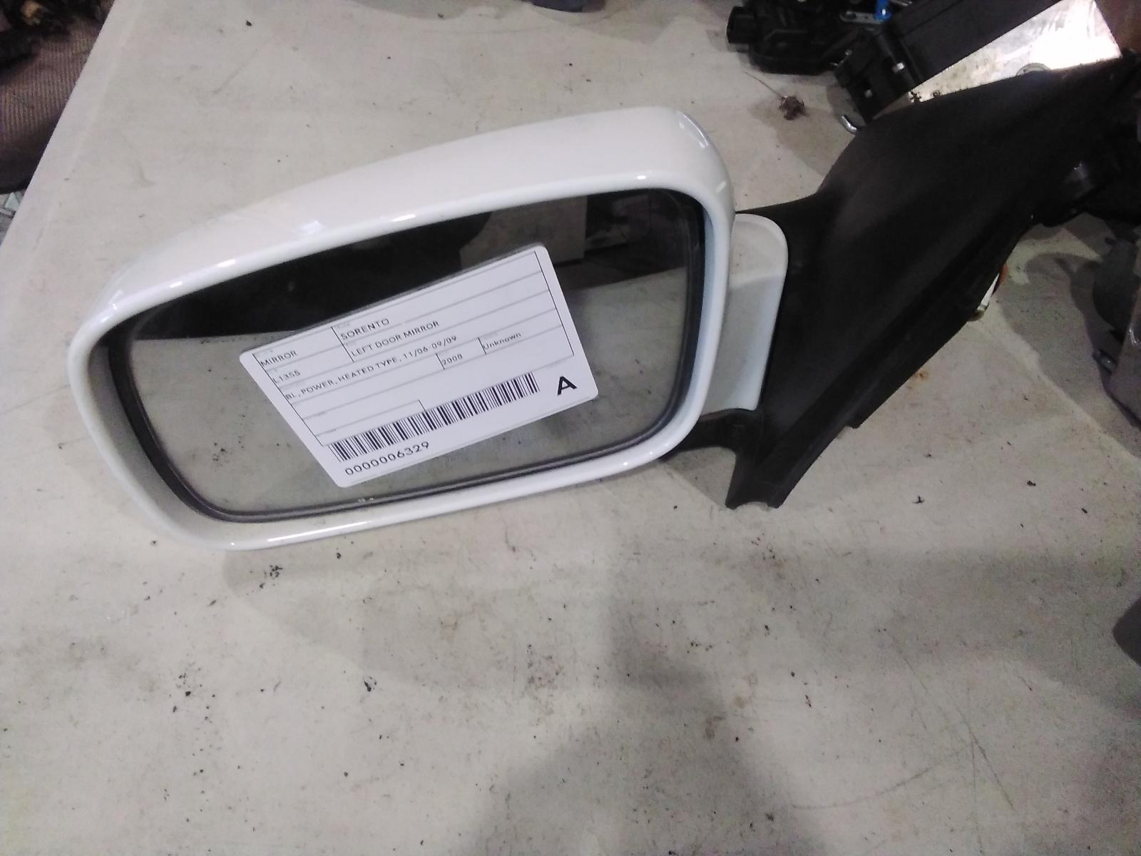 View Auto part Left Door Mirror Kia Sorento 2008