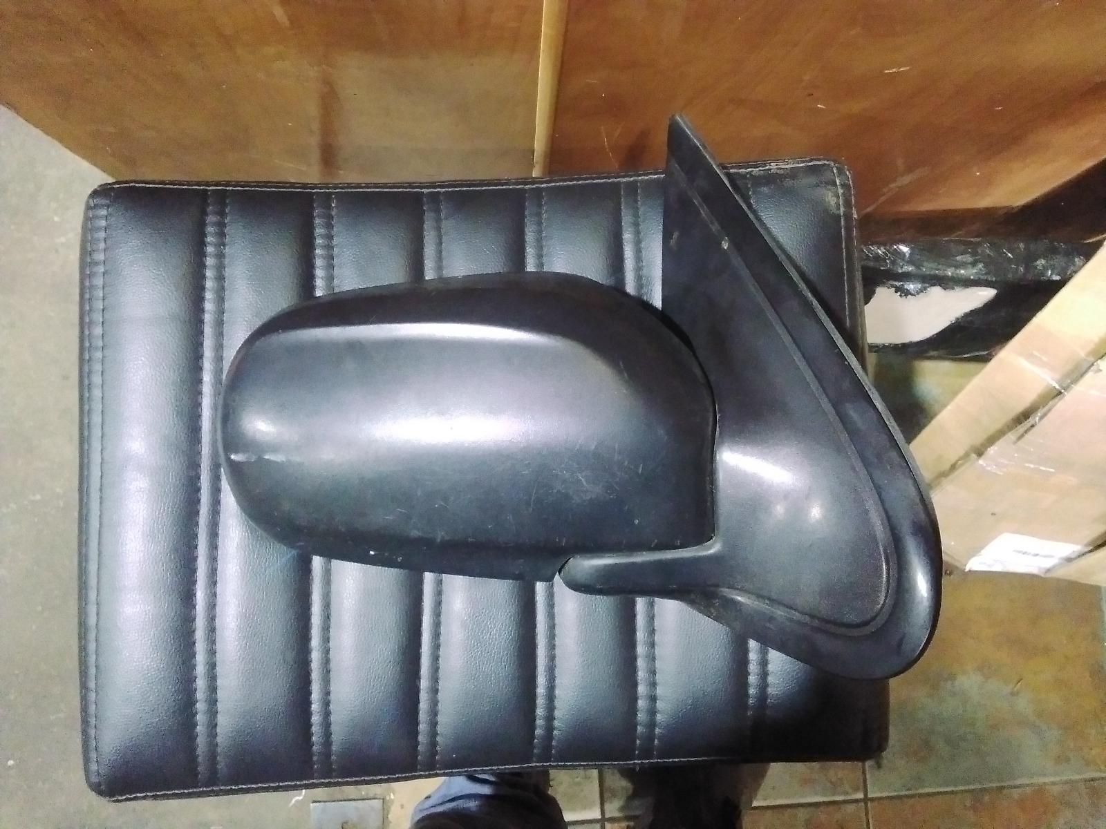 View Auto part Right Door Mirror Ford Escape 2002
