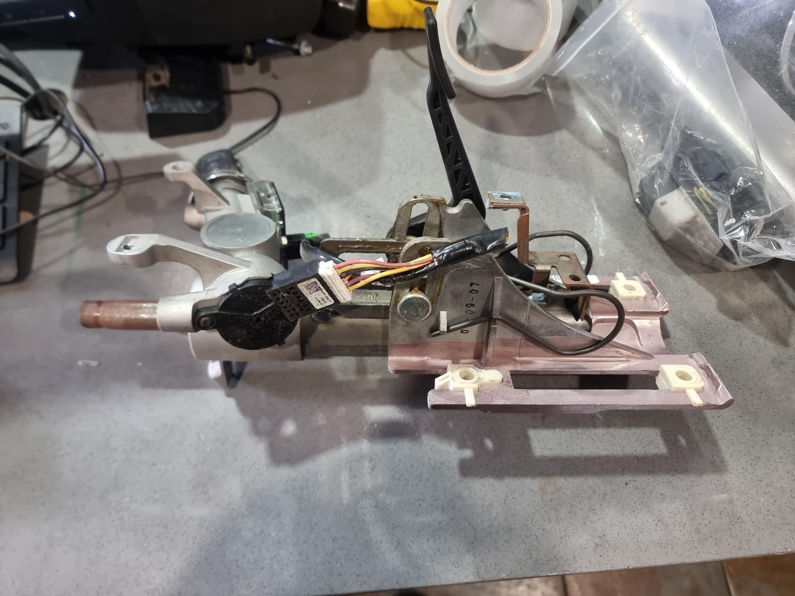 View Auto part Ignition W/ Key Ford Territory 2005