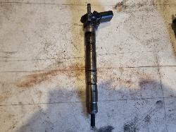 View Auto part Fuel Injector Volkswagen Golf 2010