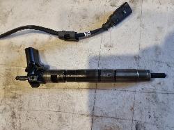 View Auto part Fuel Injector Volkswagen Golf 2010