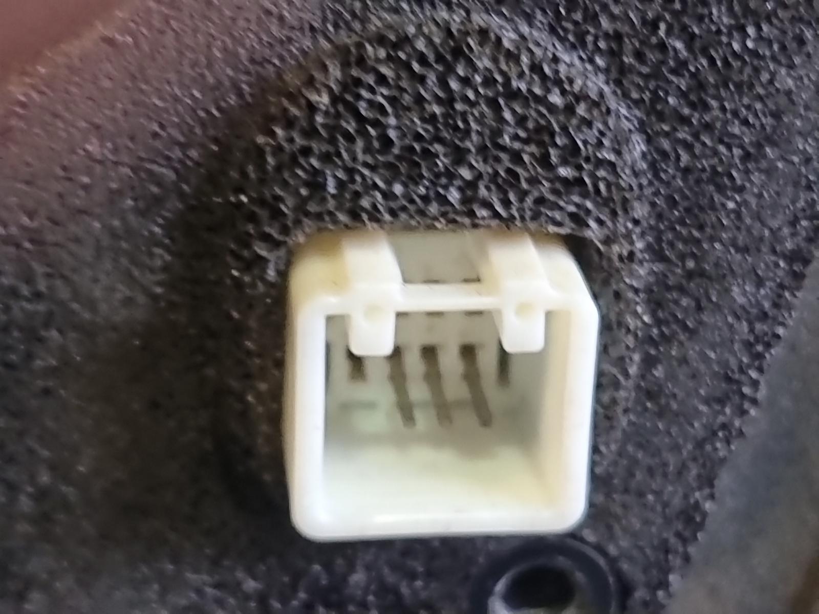 View Auto part Right Door Mirror Mazda 3 2007