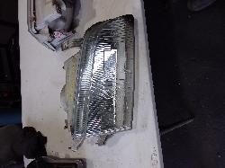 View Auto part Right Headlamp Suzuki Swift 1991