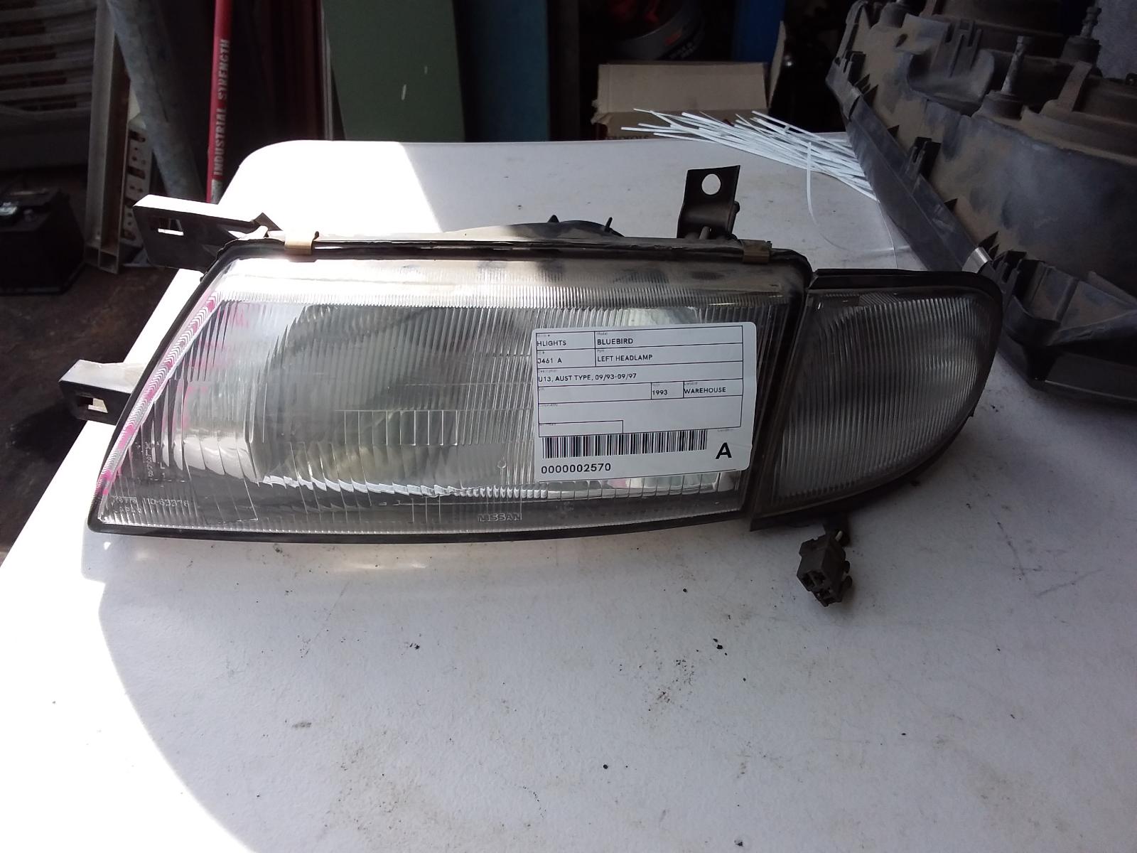 View Auto part Left Headlamp Nissan Bluebird 1993