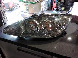 View Auto part Left Headlamp Toyota Camry 2004