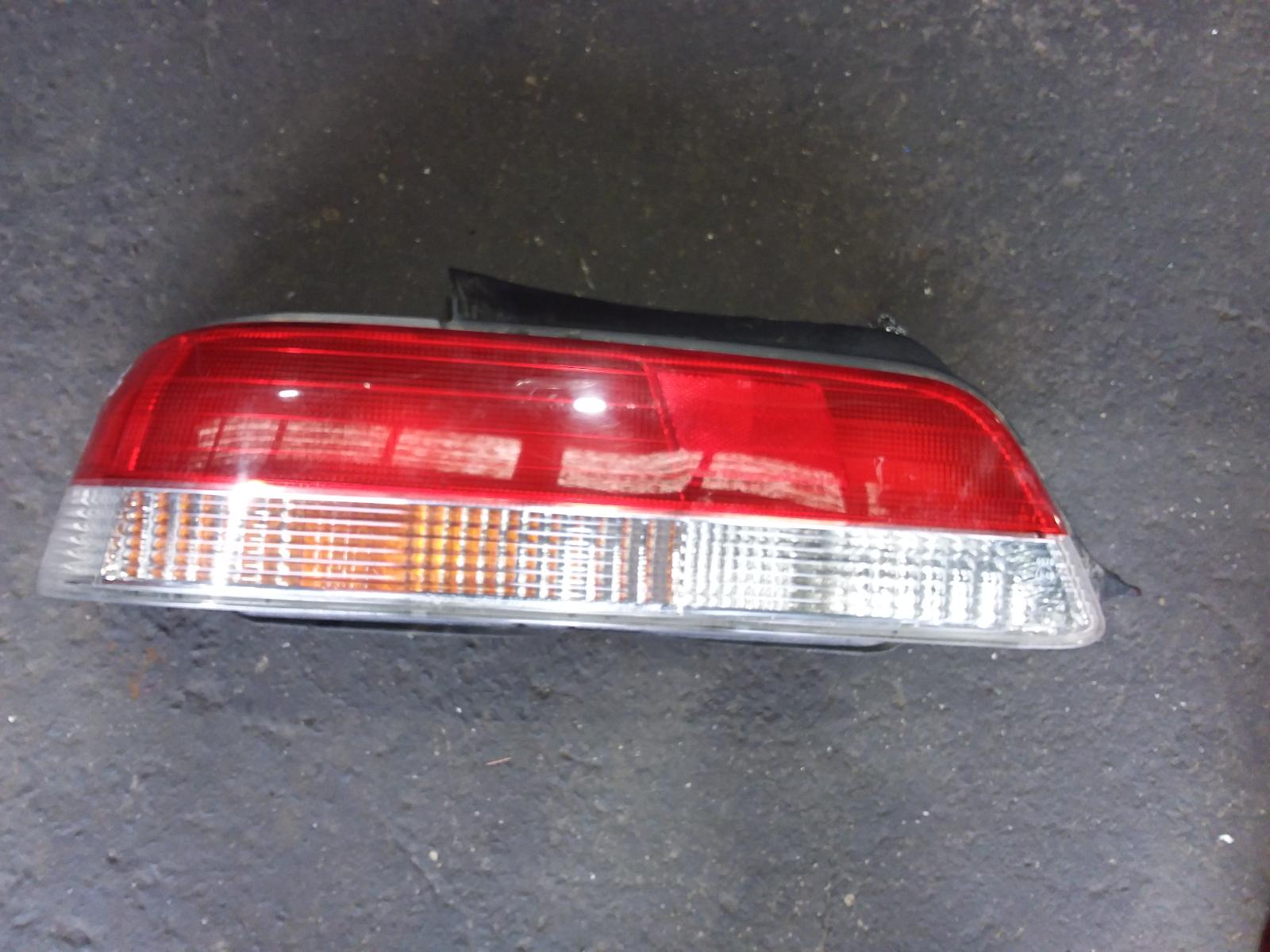 1999 Honda Prelude Left Taillight View Auto part Left Taillight Honda Prelude 1999